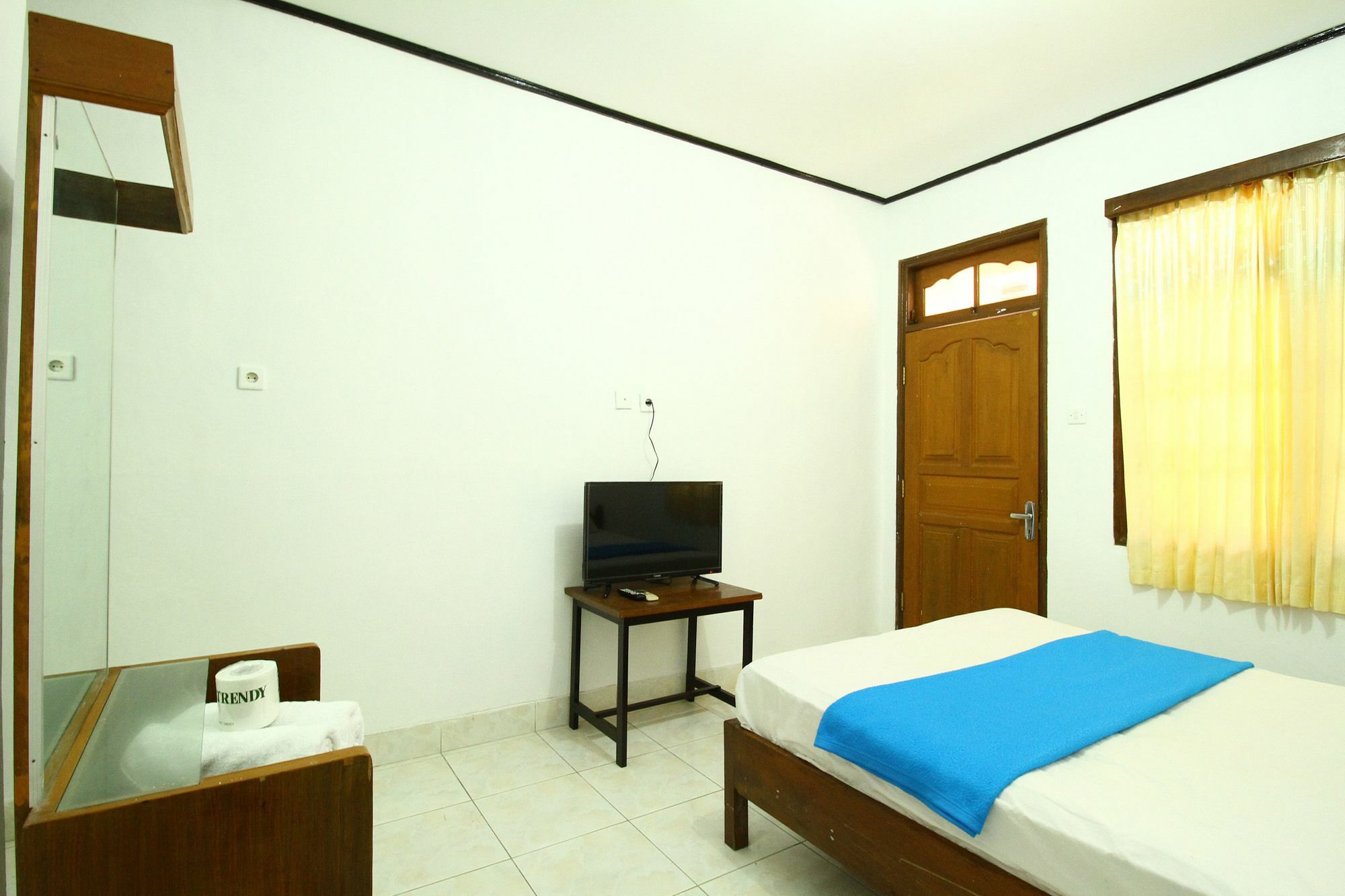 Dua Dara Inn Kuta Legian Εξωτερικό φωτογραφία