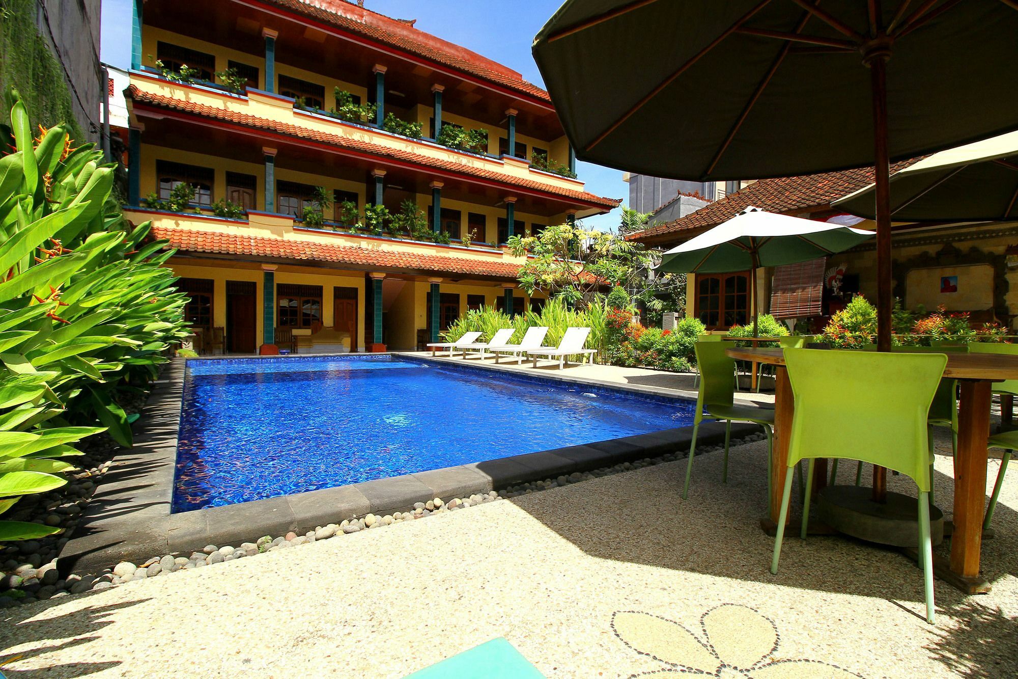 Dua Dara Inn Kuta Legian Εξωτερικό φωτογραφία