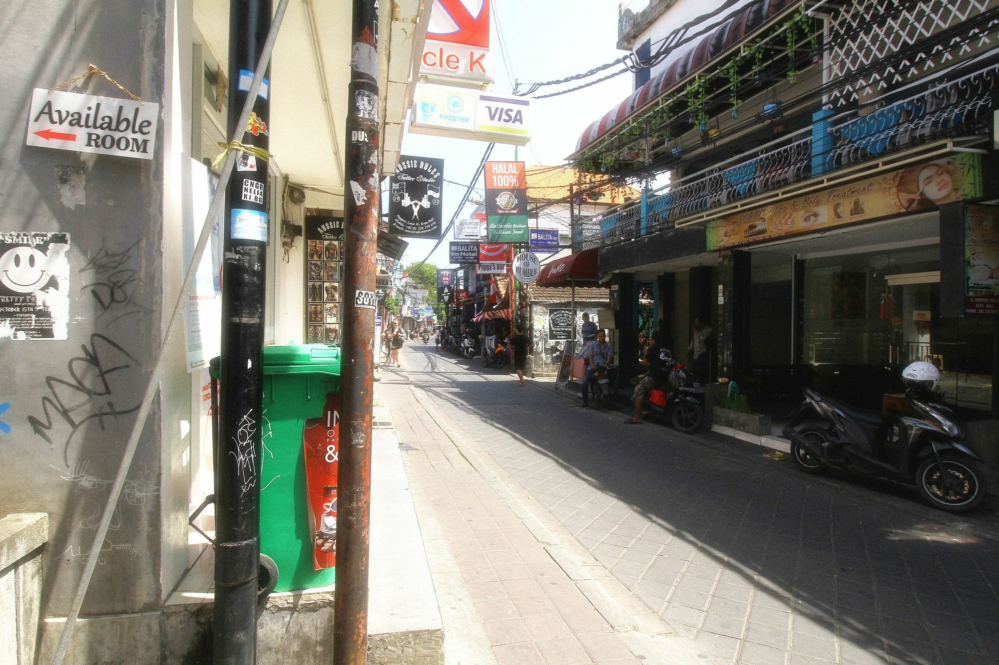 Dua Dara Inn Kuta Legian Εξωτερικό φωτογραφία