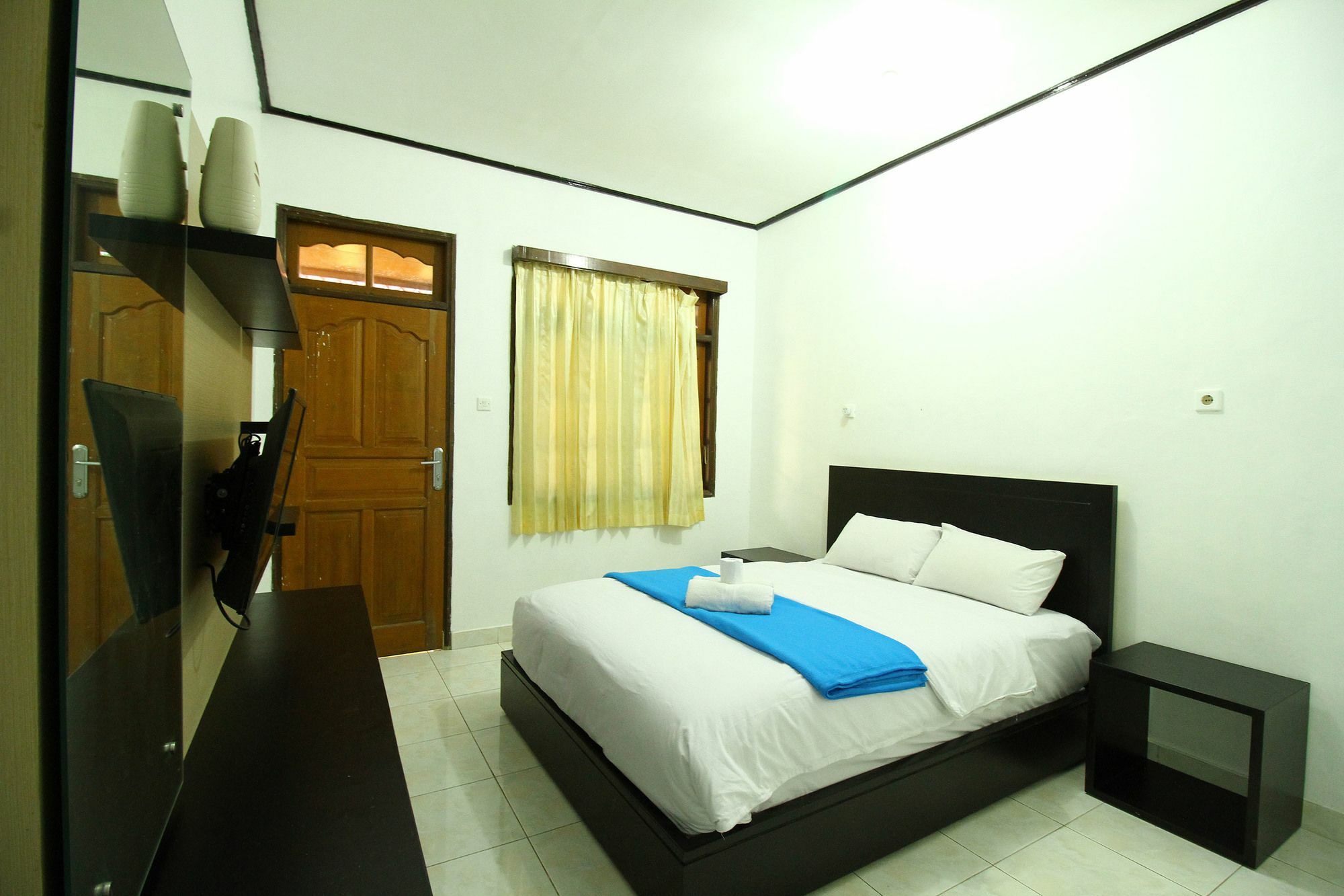 Dua Dara Inn Kuta Legian Εξωτερικό φωτογραφία
